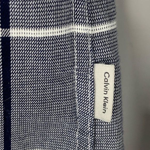 Mens Calvin Klein Plaid Body Fit Shirt Large Navy Snap Closure 3744 EUC Stretch - Picture 3 of 10